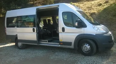 Omega Tour - Przewóz osób - Wynajem busów